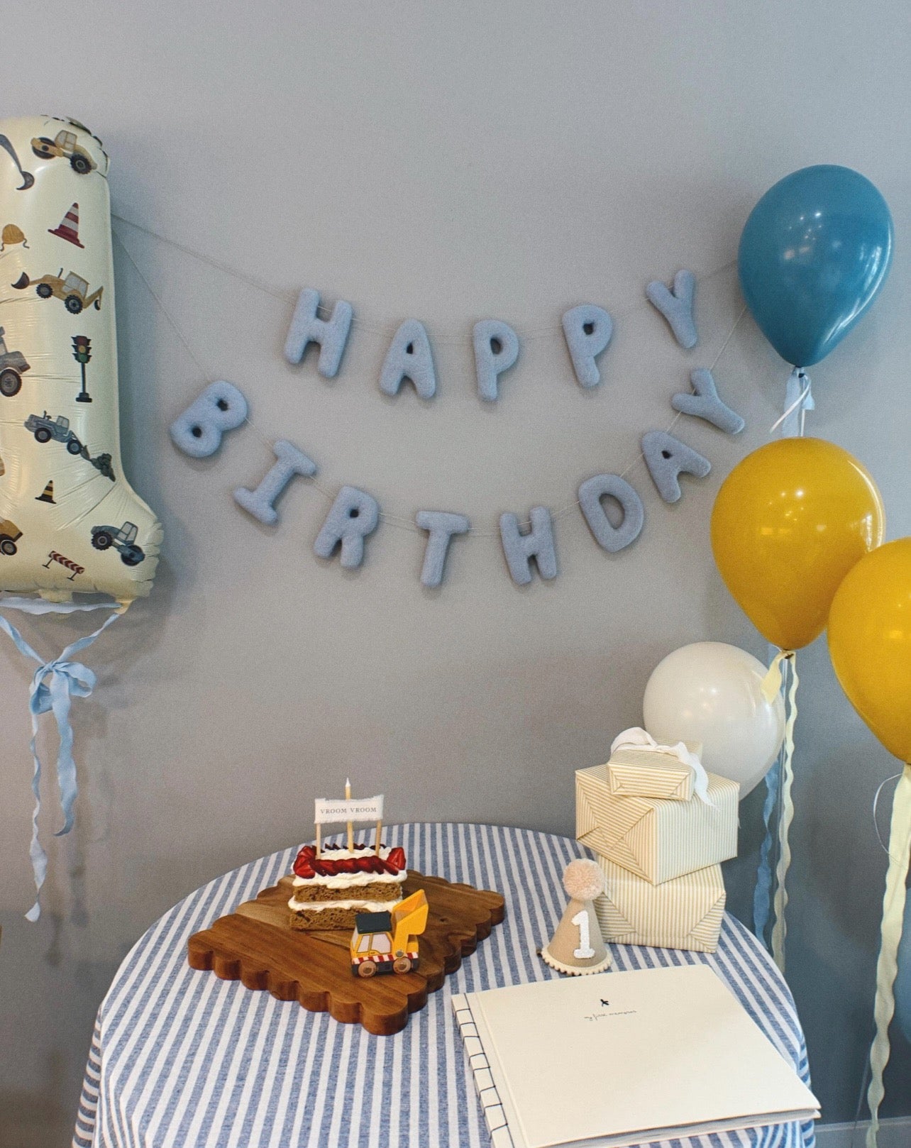HAPPY BIRTHDAY FELT BLUE GARLAND