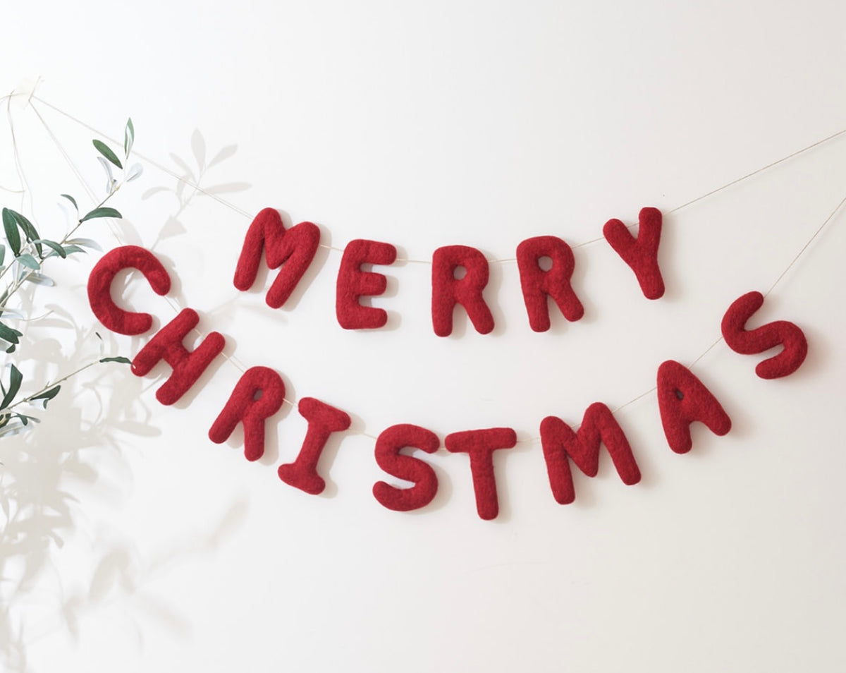 Merry Christmas Garland Red